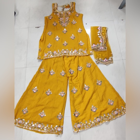 Yellow Indian 3PC Embroidered Sharara Set, Palazzo Set Size XL + Sequin Kurta - Picture 4 of 7